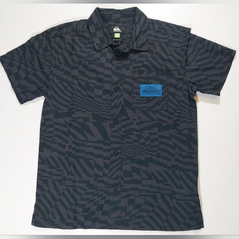 Quicksilver kids size small/10 button up shirt